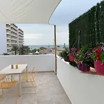 Lujoso Duplex En La Playa Con Vistas Al Mar *