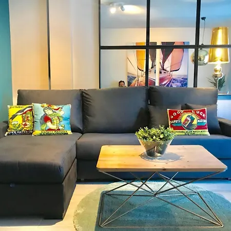 Lujoso Duplex En La Playa Con Vistas Al Mar * توريمولينوس