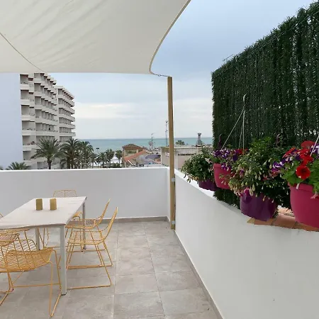 Lujoso Duplex En La Playa Con Vistas Al Mar *