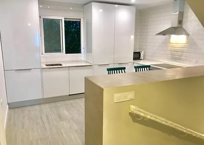 Lujoso Duplex En La Playa Con Vistas Al Mar *