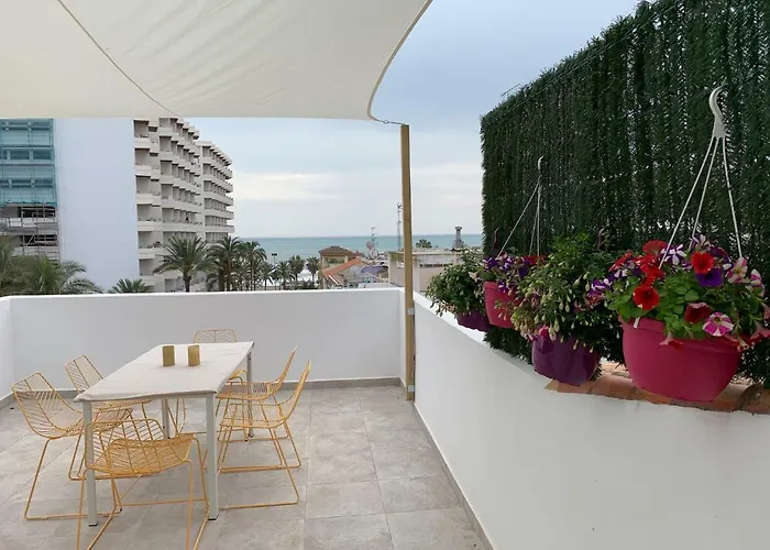 Lujoso Duplex En La Playa Con Vistas Al Mar *