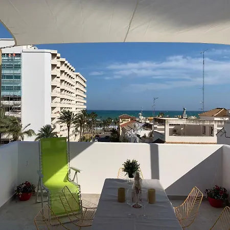 Lujoso Duplex En La Playa Con Vistas Al Mar *